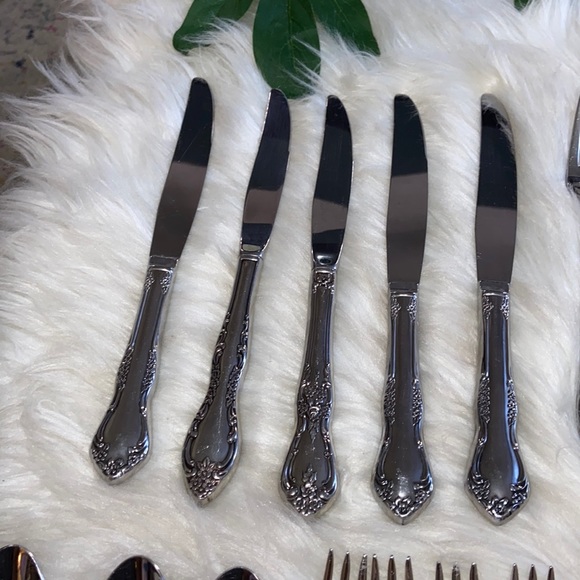 Oneida Stainless Flatware Mix Bundle - Picture 13 of 17